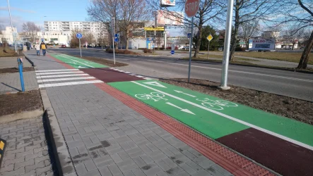 Cyklistická cestička a chodník pre chodcov ul. Veterná